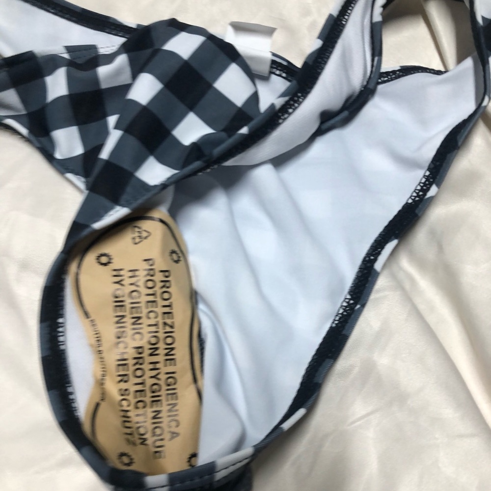 Cupshe buffalo plaid bikini bottom